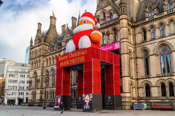 Decoración festiva del Ayuntamiento de Manchester, Reino Unido . Imágenes De Stock Sin Royalties Gratis