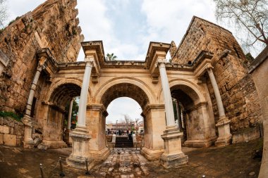 Antalya'da Roma kalıntıları.