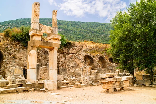 Archeologische site van Efeze in Turkije. — Stockfoto