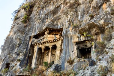Türkiye 'nin Mugla ilçesi Fethiye' deki Lycian mezarları.