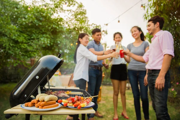 Bir Barbekü ile kutlamalar