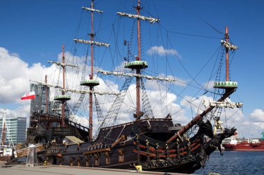 Polonya, Gdynia 15 Haziran 2017, eski ahşap yelkenli gemi olduğunu