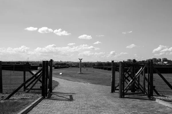 Majdanek, lublin, poland - Eingang zum majdanek concentrati — Stockfoto