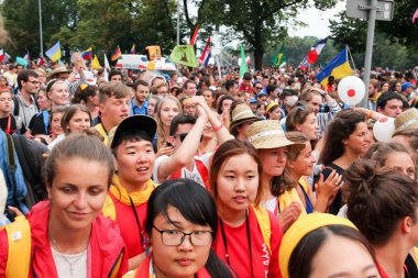Krakow, Polonya - 2016 - Dünya Gençlik günü 2016, A kalabalık Chine