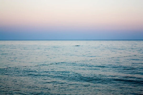 Paisagem marinha após o pôr do sol — Fotografia de Stock