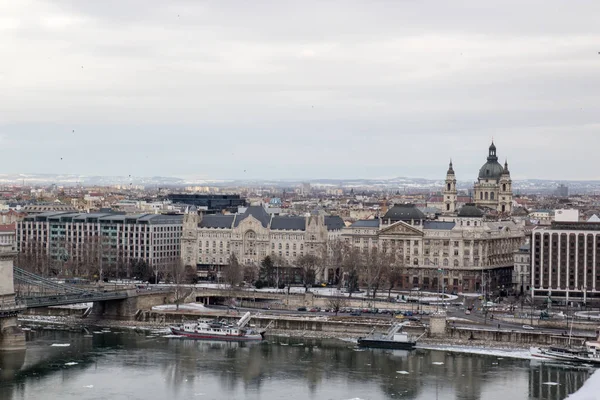 Uitzicht over de stad. Boedapest Hongarije — Stockfoto