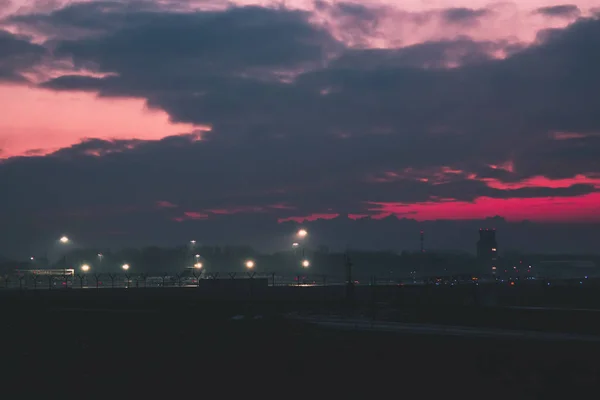 Views of International Airport Krakow Balice at dusk at suns — Stock Photo, Image