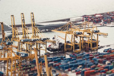 Barselona, İspanya, 5 Şubat 2018, kargo nakliye gemisi mo