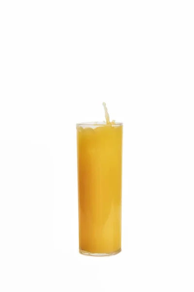 Copo de suco de laranja com respingo isolado no fundo branco — Fotografia de Stock