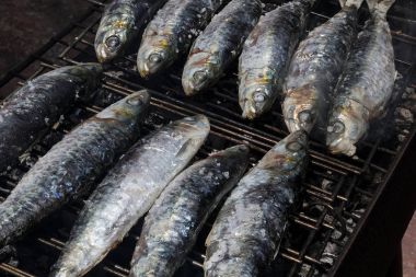 Sardalye tuz et lokantası ile