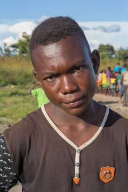 Dundo/Angola - 23 Nisan 2015 - portre mutlu kırsal Afrika c