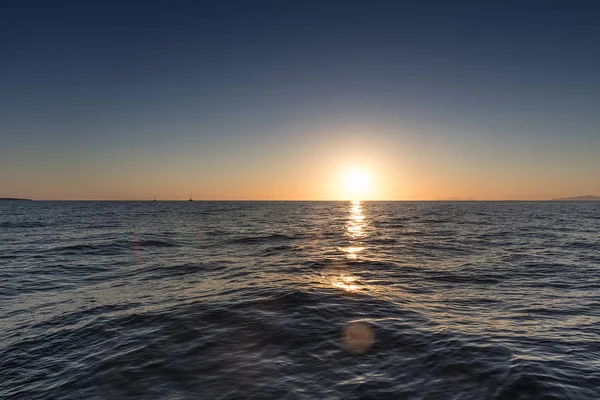 Denizde gün batımı