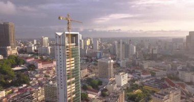 Luanda defne, havadan görüntüleri. Gün batımı. Manzarası.