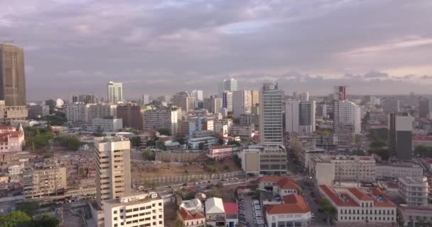 Луанда Бей Кадры Воздуха Закат Skyline — стоковое видео