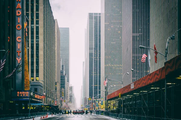 Nyc Eua Dez 2017 Famosa Avenida Nova Iorque Tempos Quadrados — Fotografia de Stock