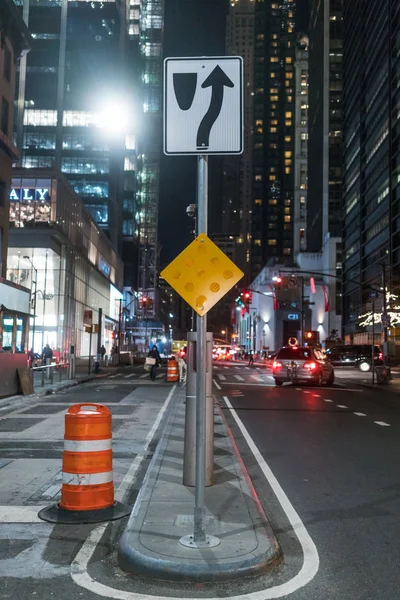 Verkeersborden in New York. — Stockfoto