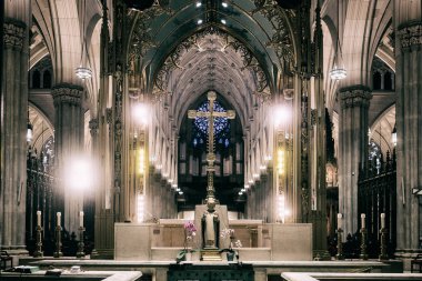 new York'taki kilise iç.