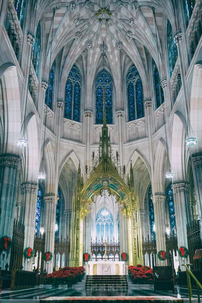 New York'taki kilise iç. — Stok fotoğraf