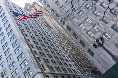 Binaların Amerikan bayrağı.