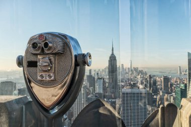 New york şehrinin yansıma dürbünle turizm.