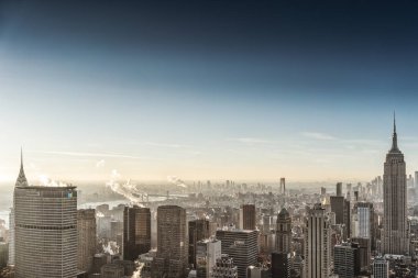 Yukarıda da görüleceği new york skyline.