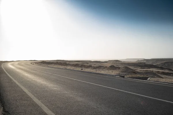 Asfaltkou Namibe Pouště Afriky Angola — Stock fotografie