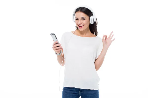 Woman listening to music — Stock Photo, Image