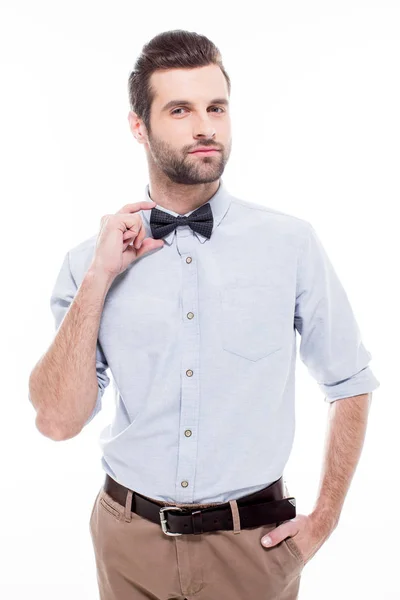 Man adjusting bowtie — Stock Photo, Image