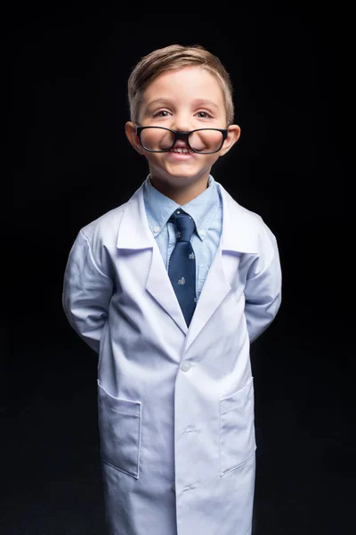 Pequeño niño científico — Foto de Stock