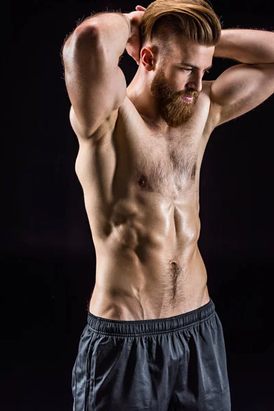 Shirtless bodybuilder που παρουσιάζουν — Φωτογραφία Αρχείου