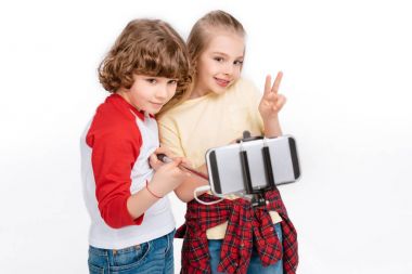 Selfie smartphone ile çekici çocuklar