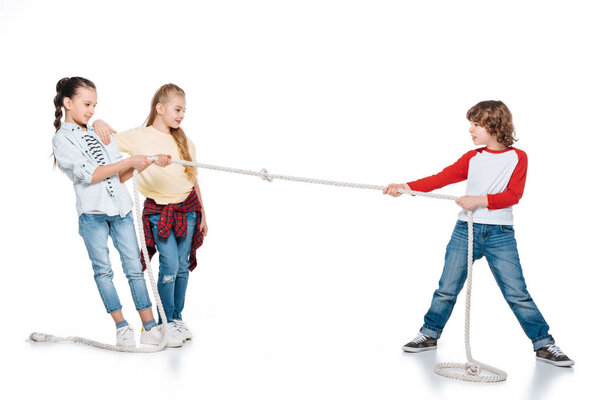 Kids play tug of war
