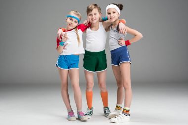 aktif spor giyim çocuklarda 