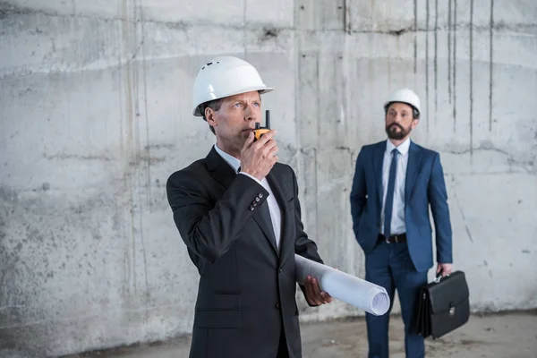 Professionele architecten op het werk — Stockfoto