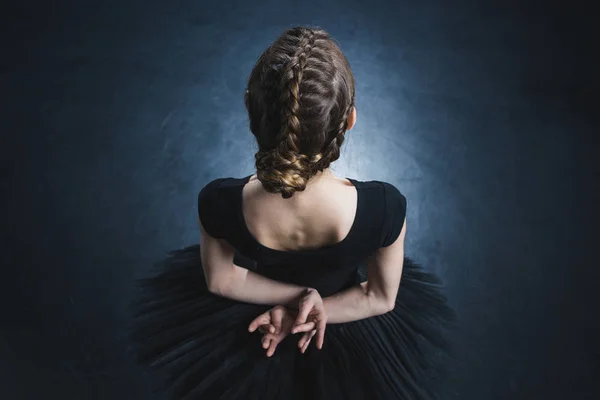 Ballerina i svart tutu — Stockfoto