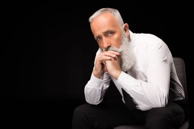 adam elleriyle sıktı