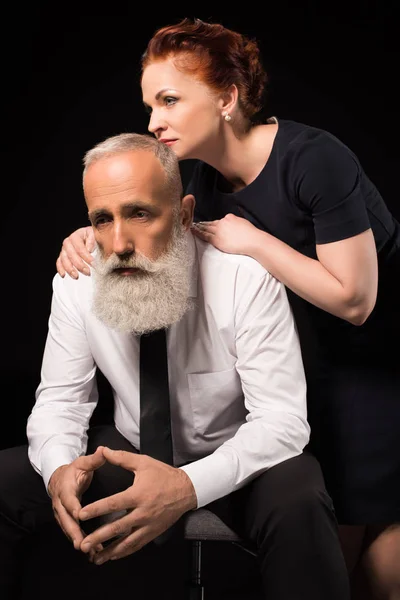 Mujer consoladora triste hombre — Foto de Stock