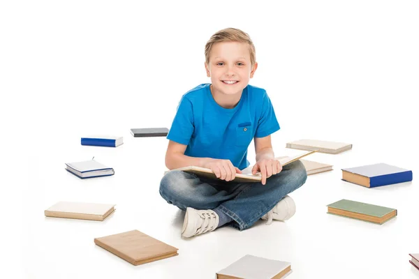 Menino com livros — Fotografia de Stock