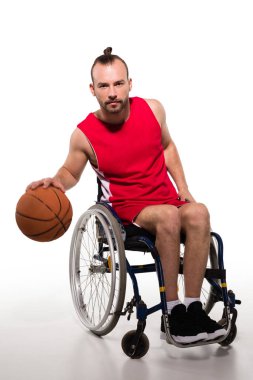 Basketbol oynarken Engelli sporcu 