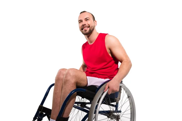Tekerlekli sandalyede gülümseyen sporcu — Stok fotoğraf