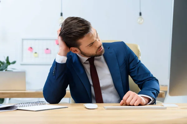 Thoughtful Businessman Touching Head Looking Away — Stock Photo, Image
