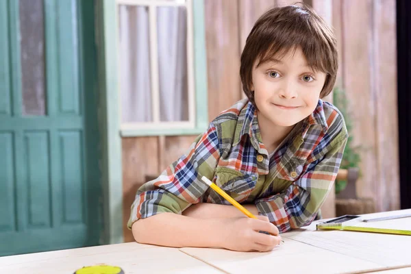 Little boy with pensil — Stock Photo