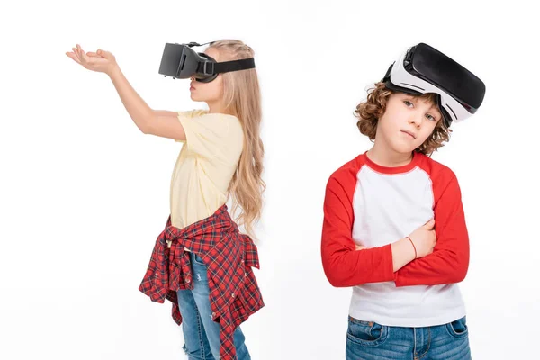 Friends in virtual reality headsets — Stock Photo