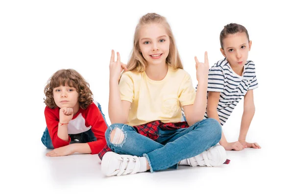 Group of friends have fun — Stock Photo