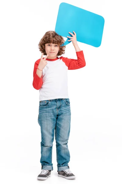 Niño sosteniendo burbuja del habla - foto de stock