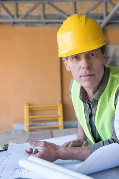 Mature architect looking at camera — Stock Photo