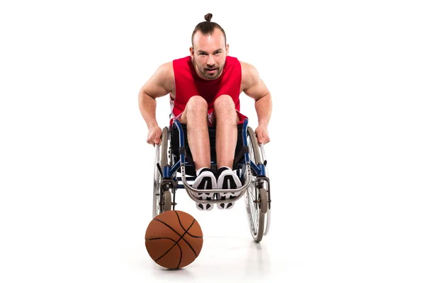 Giocatore di basket in sedia a rotelle — Foto stock