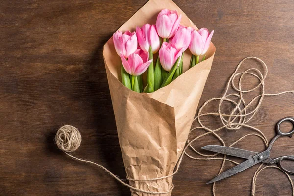 Pink tulips bouquet — Stock Photo