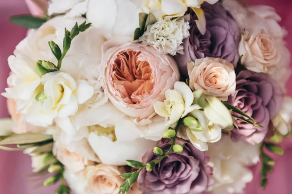 Güzel düğün buketi