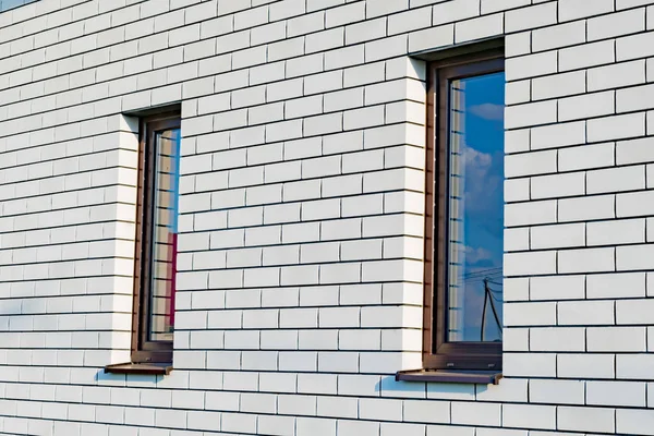 Verbundkunststofffenster Neuen Haus — Stockfoto